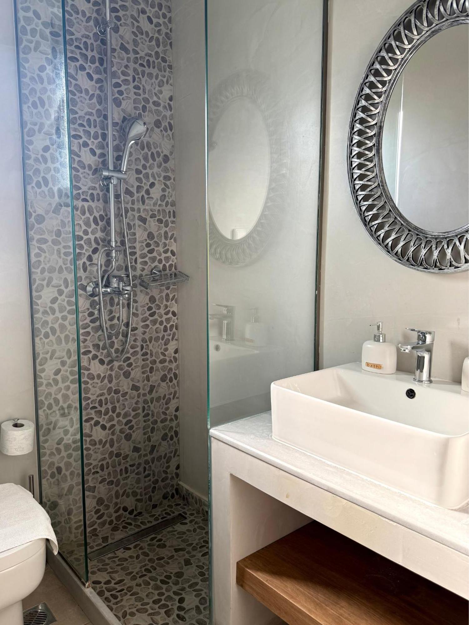 Kipos Suites & Apartments (Adults Only) Gennadi Room photo